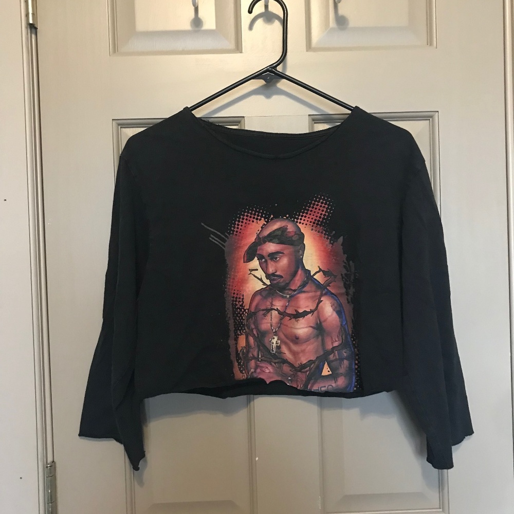 cutoff, croptop, long sleeve Tupac shirt!